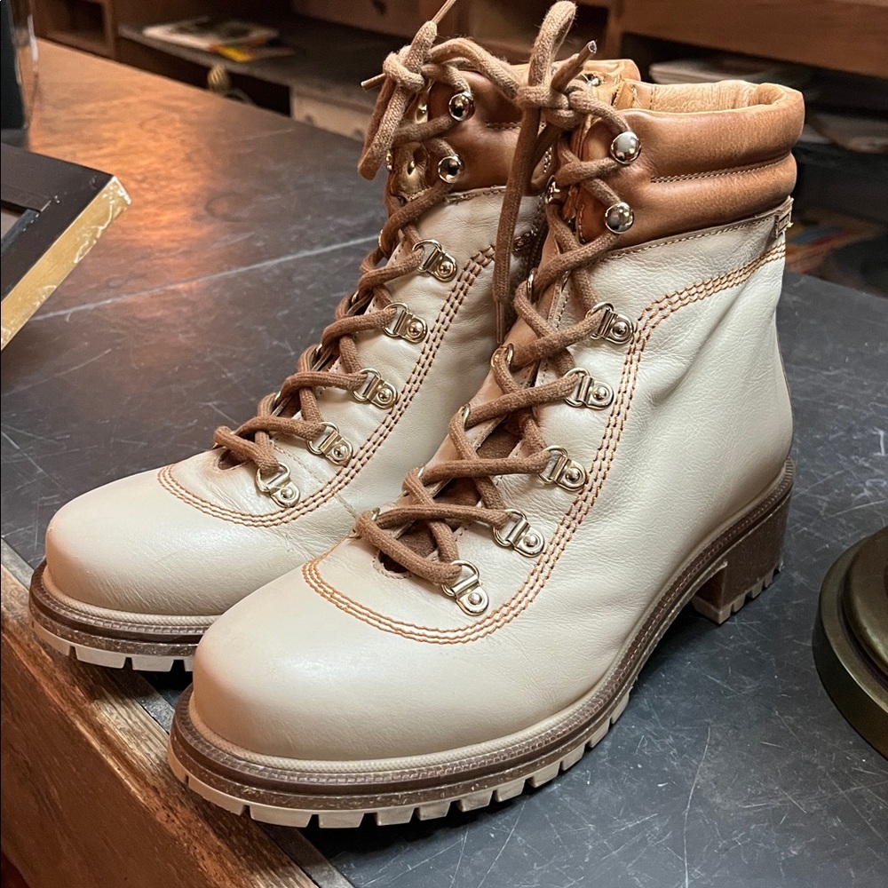Pikolinos Leather Hiking Style Ankle Boots Women’s size 9.5 (40) Beige/Tan - Picture 11 of 11